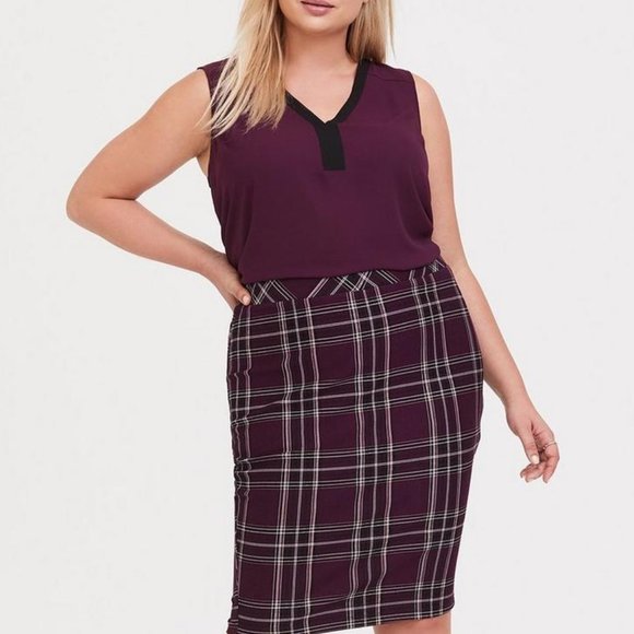 Torrid Size 2 - Georgette Tank - Highland Thistle - Picture 2 of 4